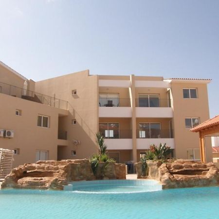 Kronos Holiday Apartments Paralímni Eksteriør bilde